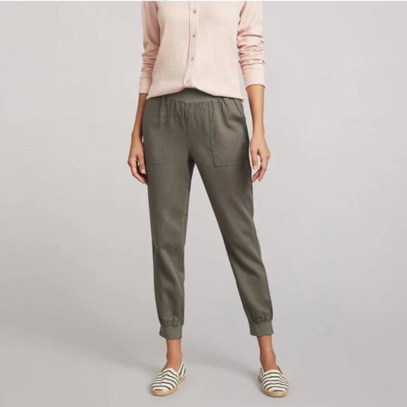 Faherty Arlie Surplus Joggers in green size medium - Picture 1 of 10